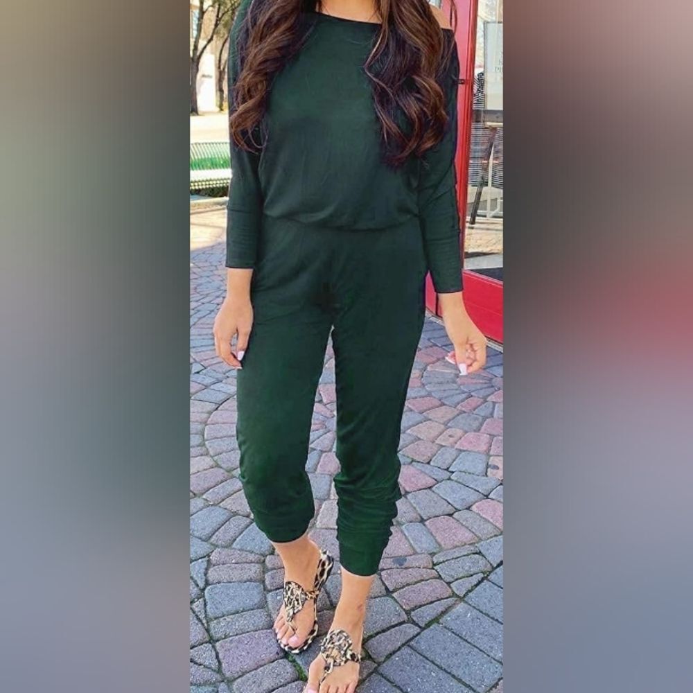 Pretty Garden Dark Green Jogger Jumpsuit Size Medium US 8-10